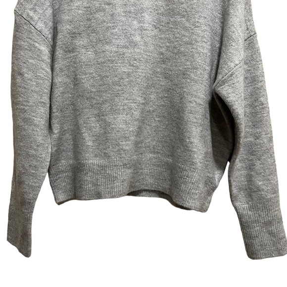 Sophie Rue Gray Mock Neck Cropped Sweater Womens L Cozy Minimal NWT - Picture 4 of 7